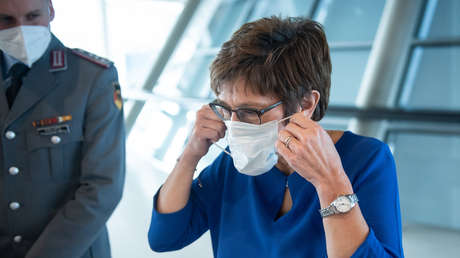 Kramp-Karrenbauer will nach dem "Liebesfest" mit den USA Stärke gegenüber China zeigen