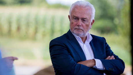 FDP-Vize Kubicki hält AstraZeneca-Risiko für überschaubar und kritisiert Bundesminister