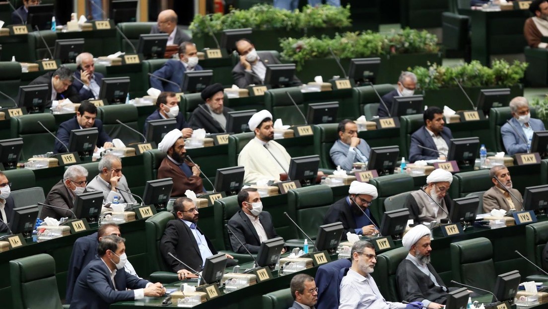 Atomstreit zwischen USA und Iran: Widerstand im iranischen Parlament gegen halbherzige Lösung