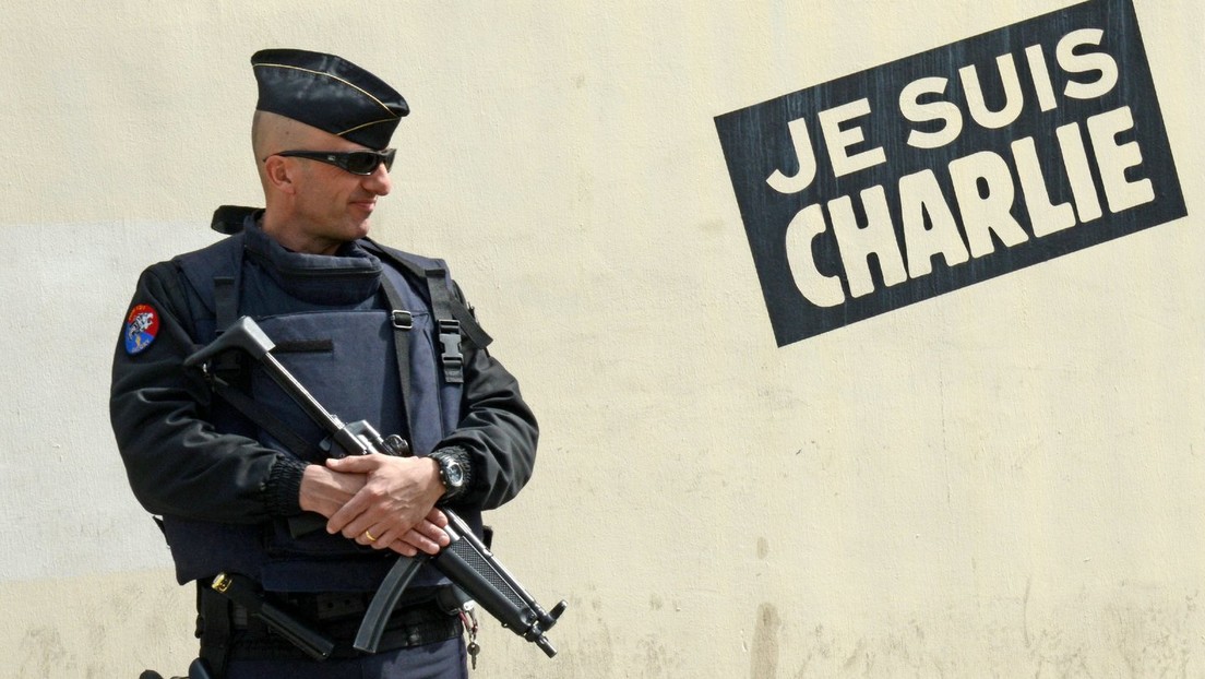 Ehemalige französische Generäle warnen vor "Zerfall" Frankreichs durch Islamismus