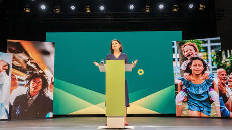 Umfrage zur Bundestagswahl: Grüne überholen Union – Baerbock auch bei Kanzler-Direktwahl vorn