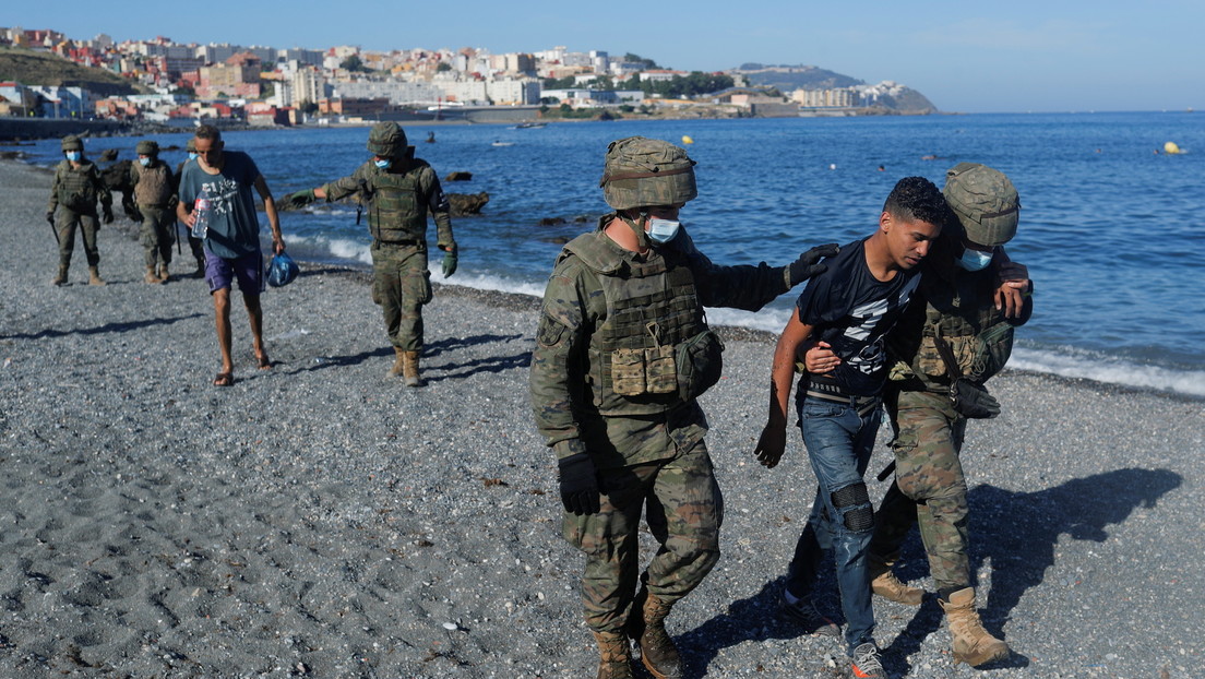 Zahl der in die spanische Exklave Ceuta geflüchteten Migranten erhöht sich auf 8.000