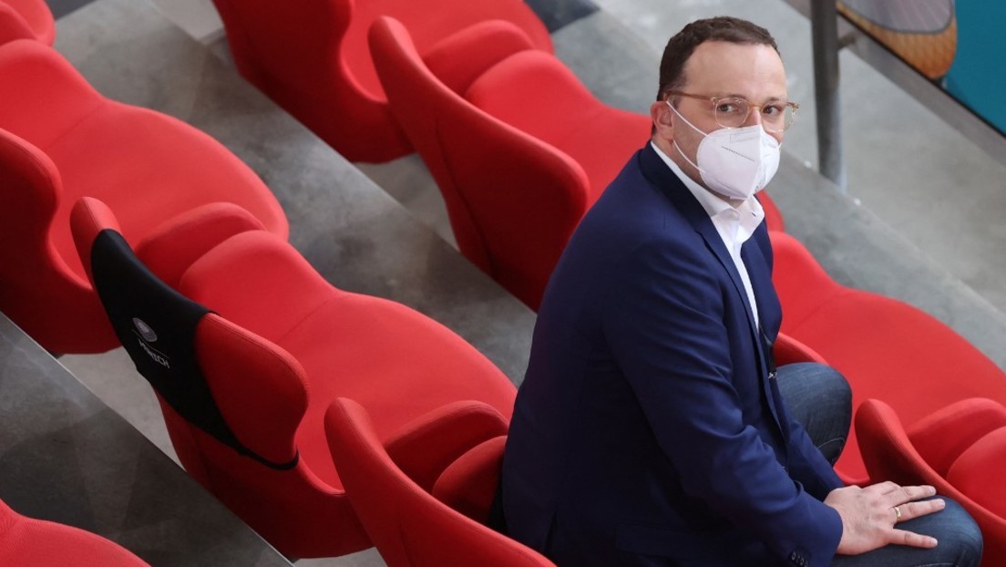 "Dreizehnfache des ermittelten Mindestbedarfs" – Rechnungshof kritisiert Spahns Maskenbeschaffung