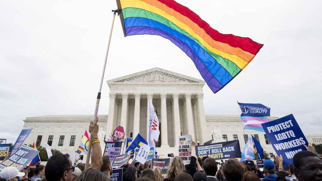 USA: Oberster Gerichtshof – Pflegeelternagentur darf gleichgeschlechtliche Paare ablehnen