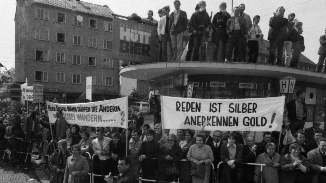 Vor 50 Jahren: Schluss mit "DDR" – Gänsefüßchen offiziell abgeschafft