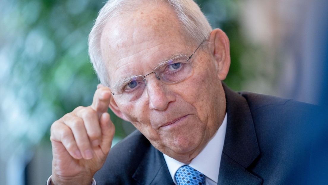 Wieso verbreitet Bundestagspräsident Wolfgang Schäuble Fake News über Russlanddeutsche und RT?