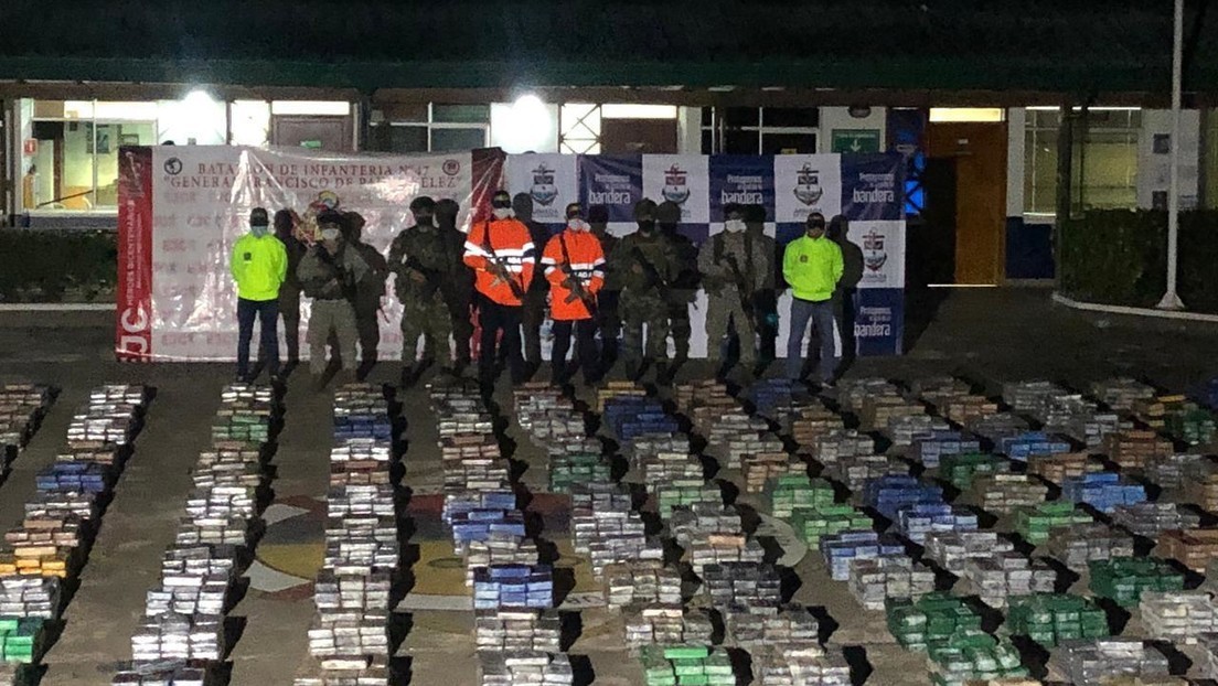 Kolumbianische Marine beschlagnahmt 5,4 Tonnen Kokain im Wert von 185 Millionen US-Dollar