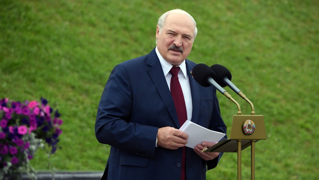 Lukaschenko unterzeichnet Dekret zur Übertragung Teils der Funktionen des Präsidenten an Regierung
