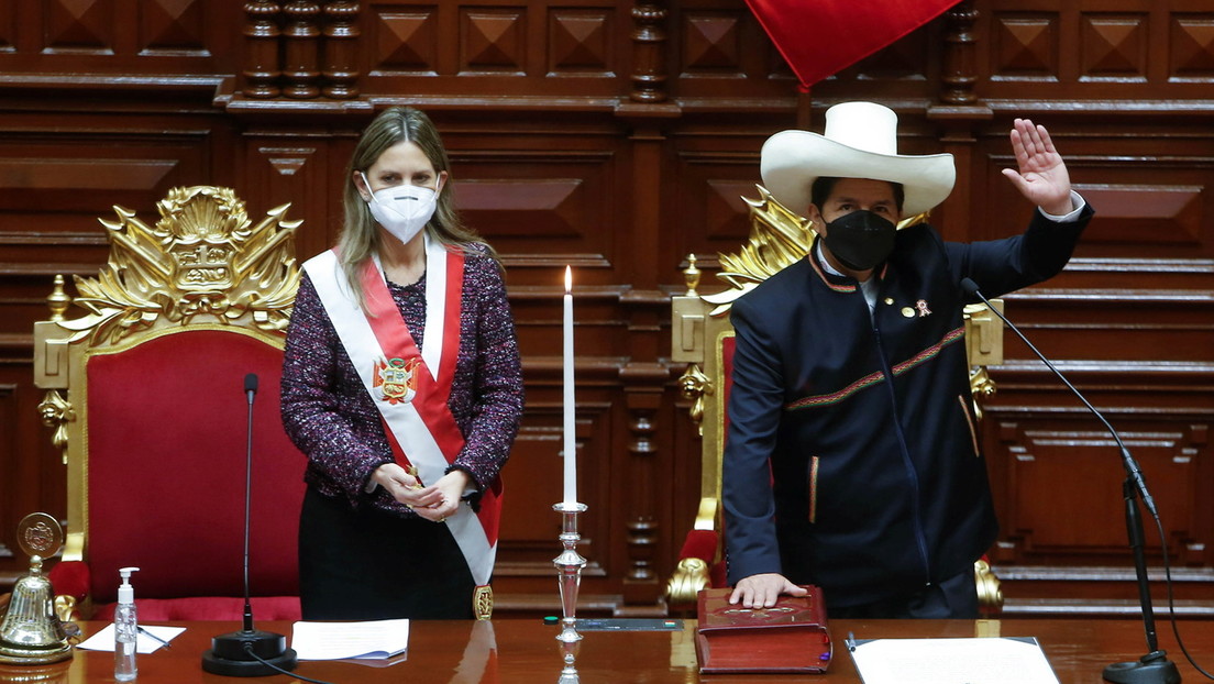 "Peru wird nun von einem Bauern regiert" – Pedro Castillo übernimmt das Präsidentenamt in Lima
