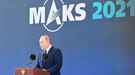 Putin: Zukunft der Luftfahrt liegt in Künstlicher Intelligenz und Drohnen