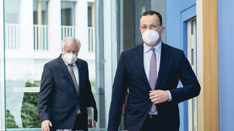 Spahn warnt vor dramatischem Anstieg der Testpositiven und vor 800er-Inzidenz im Herbst