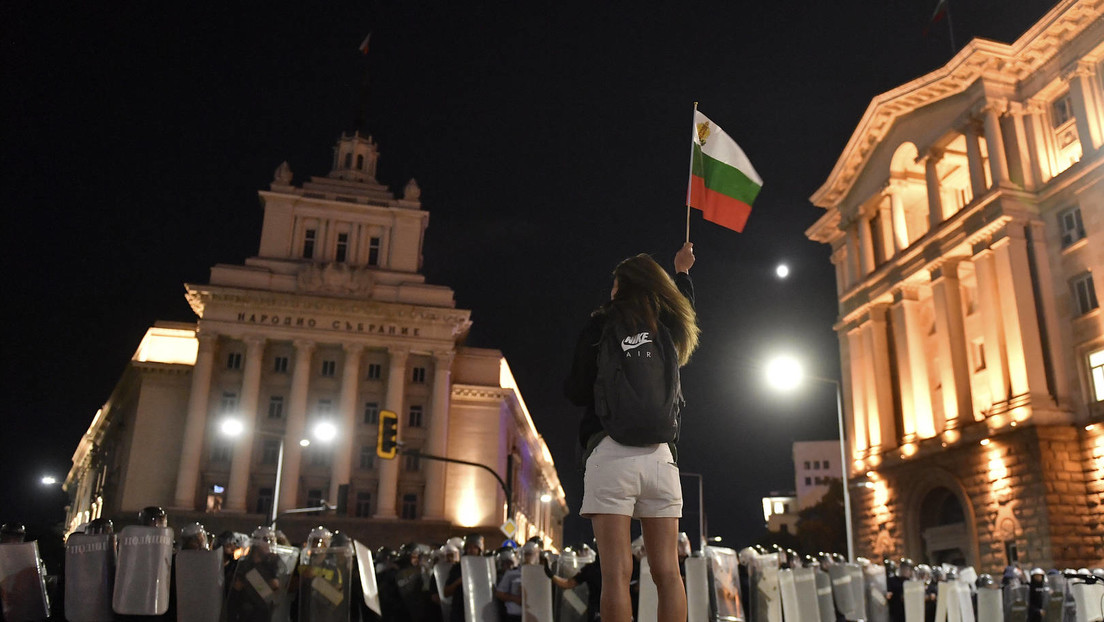 Bulgarien: Knapper Wahlgewinner ITN stellt Minderheitsregierung auf