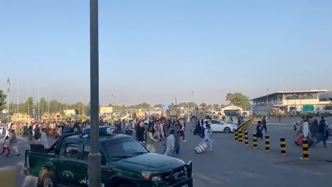 Chaos am Flughafen Kabul und Übernahme der Kontrolle durch US-Militär