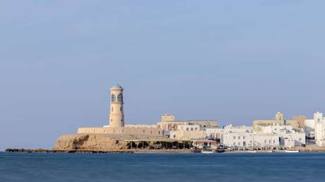 Britische Warnzentrale: Erdöltanker im Golf von Oman möglicherweise entführt