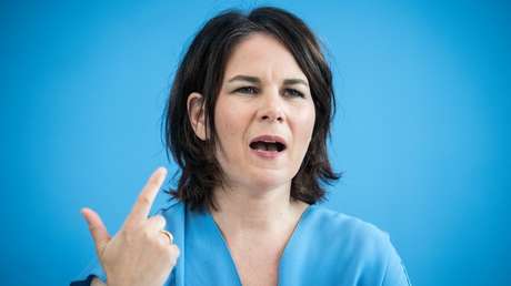 Baerbock will ein Vielfaltsministerium – "Wir sind eine Einwanderungsgesellschaft"