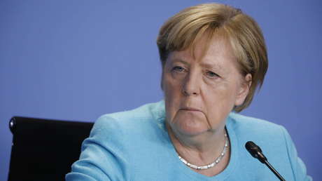 Bericht: Merkel lässt 3G-Regel für Bahnreisen und Inlandsflüge prüfen