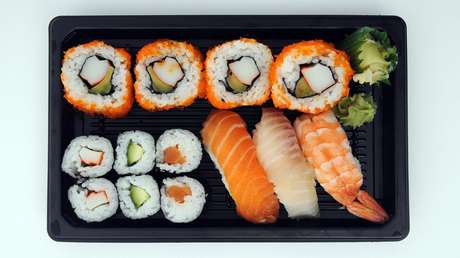 Russland: Sushi-Lieferdienst entschuldigt sich für Werbung mit schwarzem Mann