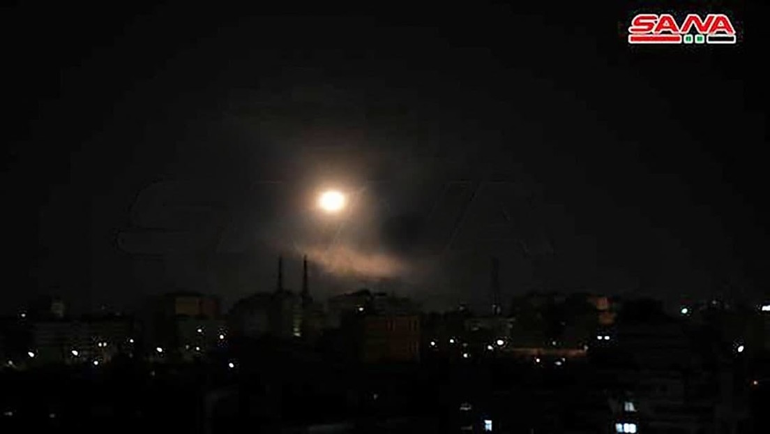 Nach israelischen Luftangriffen bei Damaskus: Syrische Rakete explodiert in der Nähe von Tel Aviv