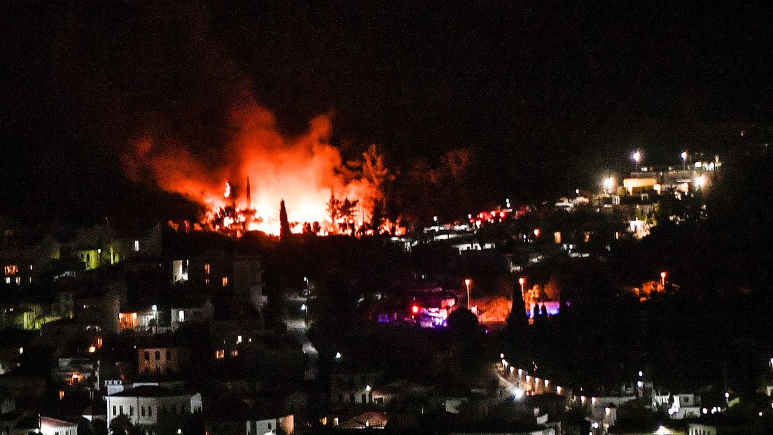 Griechenland: Brand verwüstet Flüchtlingslager auf der Insel Samos