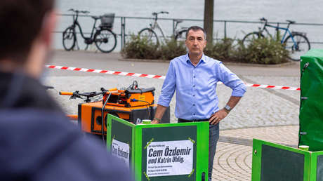 Da streikte der Benzin-Generator: Grünen-Politiker Özdemir sprach über Mobilitätswende