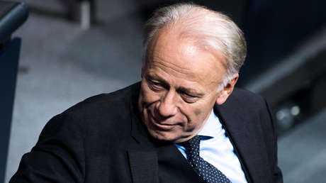 Geld für Nawalny-Bewegung? Gute Idee! – Jürgen Trittin tappt in Telefon-Falle
