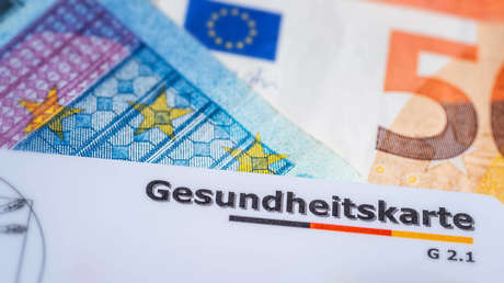 Chef der R+V-Versicherung AG droht mit höheren Krankenkassen-Beiträgen für Ungeimpfte