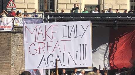 Italien: Hochrangiger Polizistin droht nach Teilnahme an Demo gegen den Grünen Pass Suspendierung