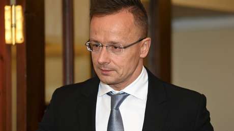 Ungarn schließt 15-Jahres-Vertrag mit Gazprom – Kiew droht mit Konsequenzen