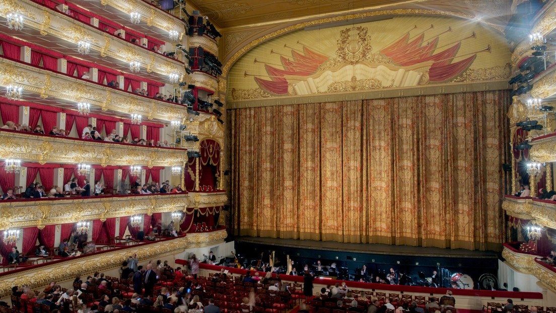 Horror im Bolschoi-Theater: Darsteller stirbt bei Aufführung