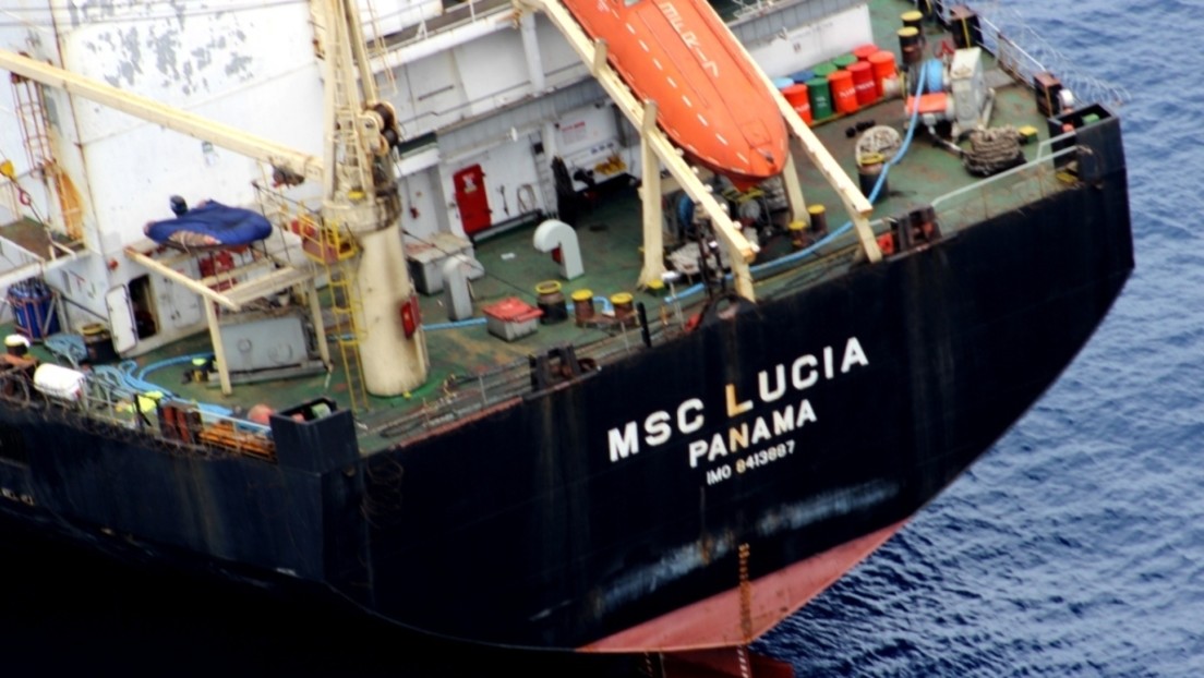 Russische Marine schützt Frachtschiff vor Piraten im Golf von Guinea