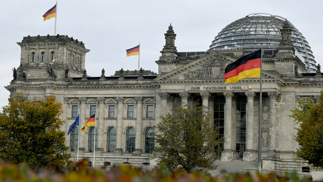 Umfassende politische Desorientierung: Die Bundesrepublik Deutschland nach der Wahl
