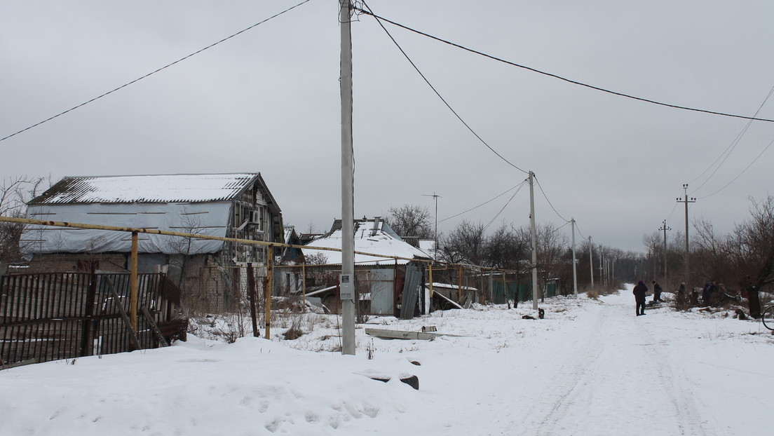 Wegen Brennstoffkrise: Rada-Abgeordneter rät Ukrainern, sich für den Winter mit Mist einzudecken
