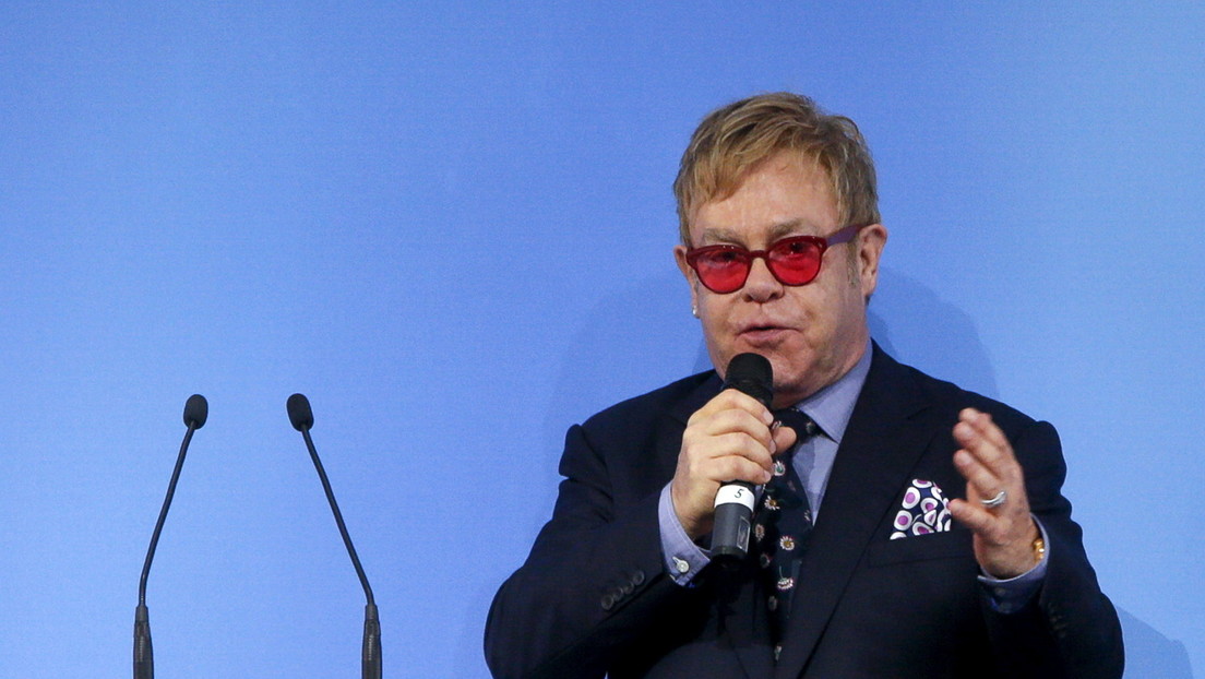 Kein Spaß mehr - Putin ruft doch bei Elton John an