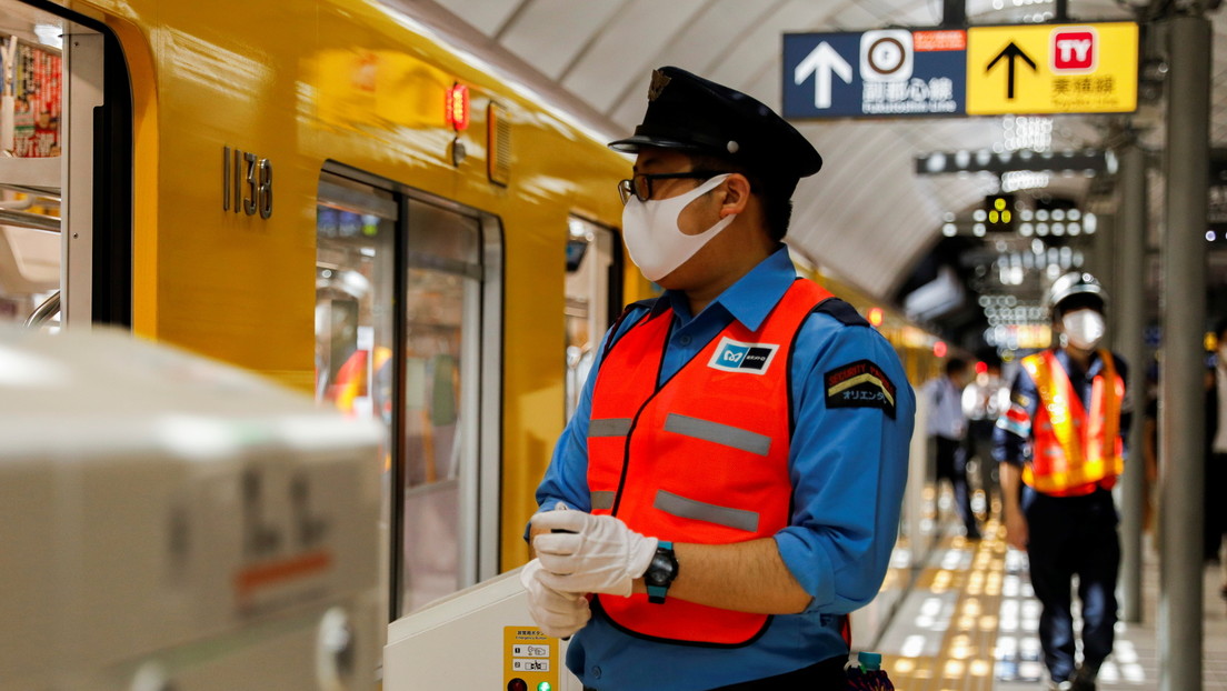 Mindestens 15 Verletzte nach Messer- und Feueranschlag in U-Bahn von Tokio