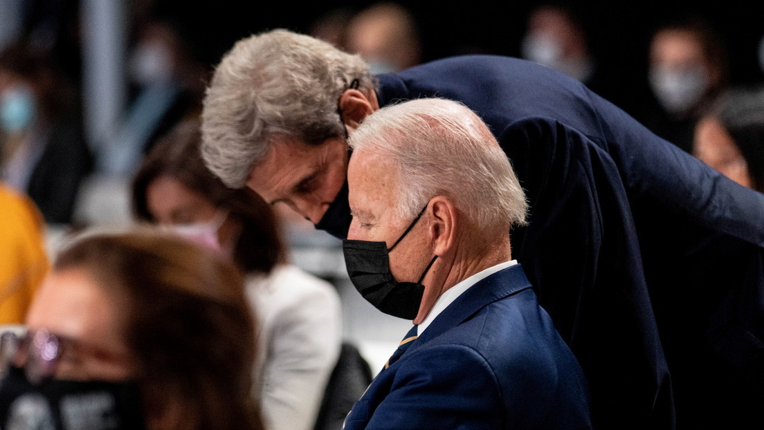 Kleines Nickerchen? – US-Präsident Biden fallen bei UN-Klimakonferenz die Augen zu