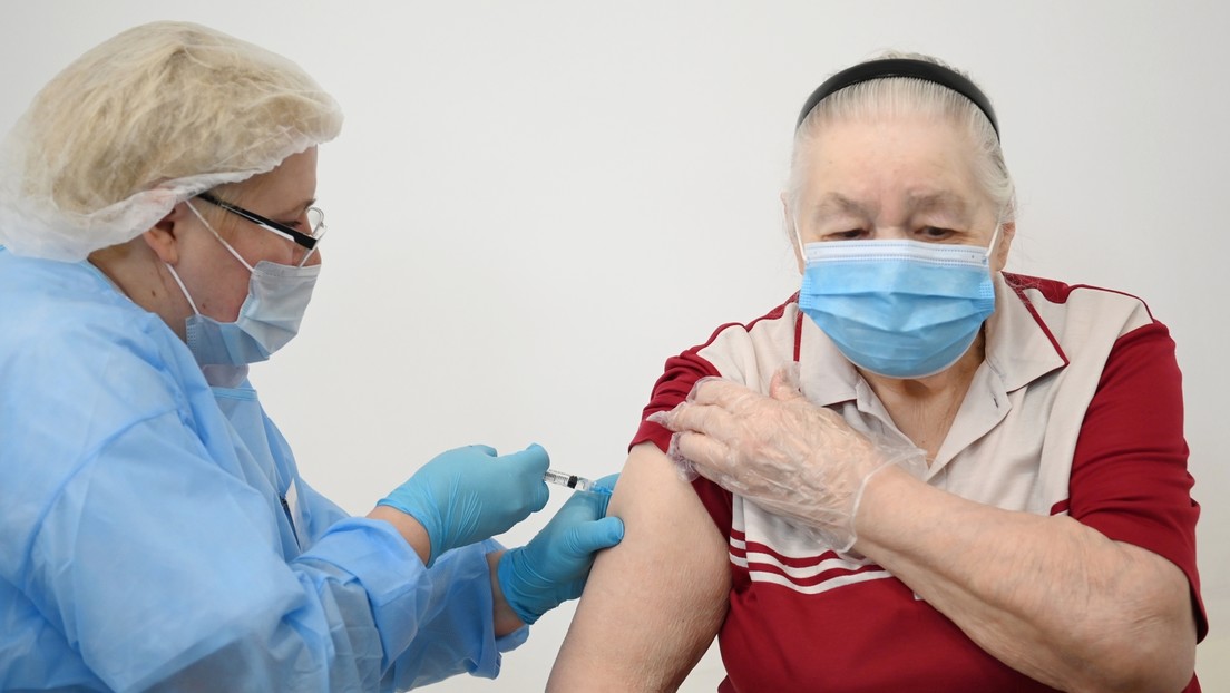 Sankt Petersburg verhängt Impfpflicht für Senioren und chronisch Kranke