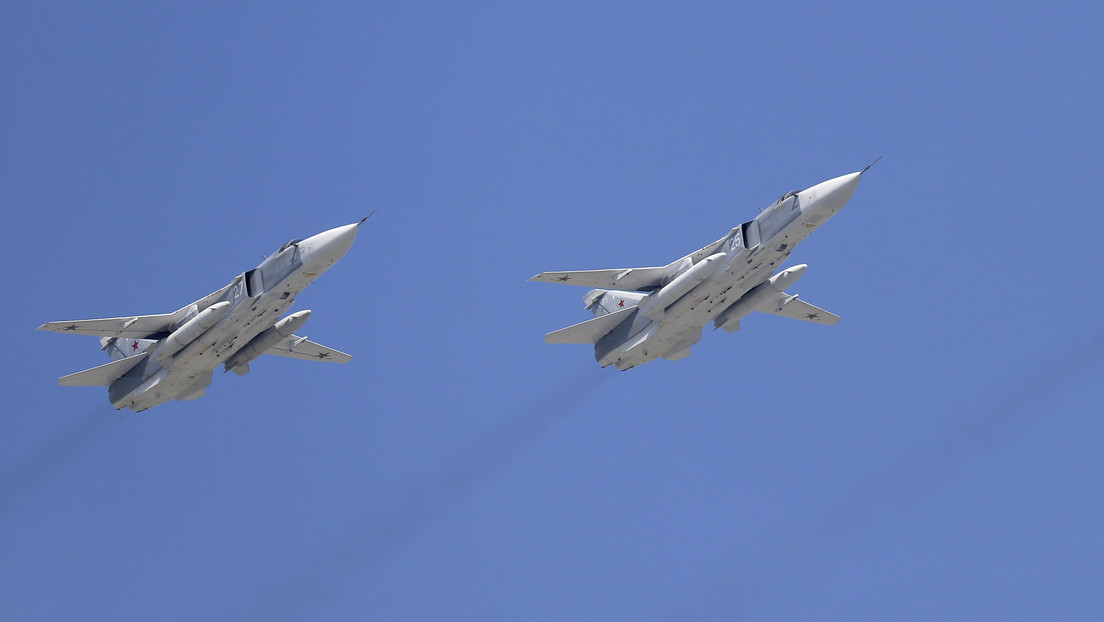 Russische Kampfflugzeuge Tu-22M3 führen Luftabwehrtest über Weißrussland durch (Video)