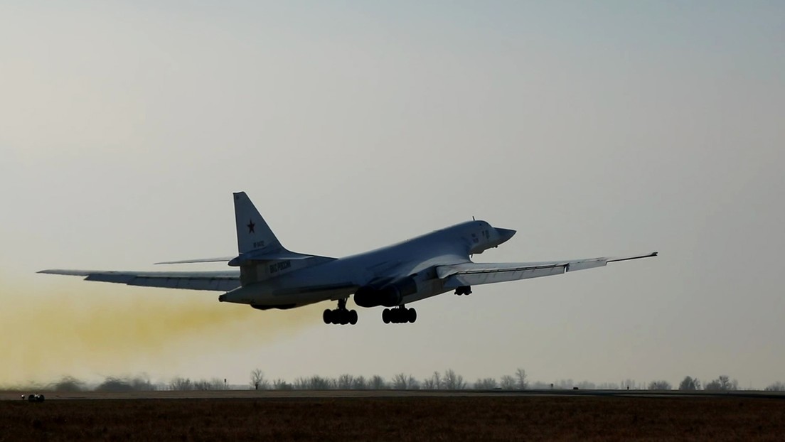Zwei russische Tu-160-Bomber patrouillieren im weißrussischen Luftraum