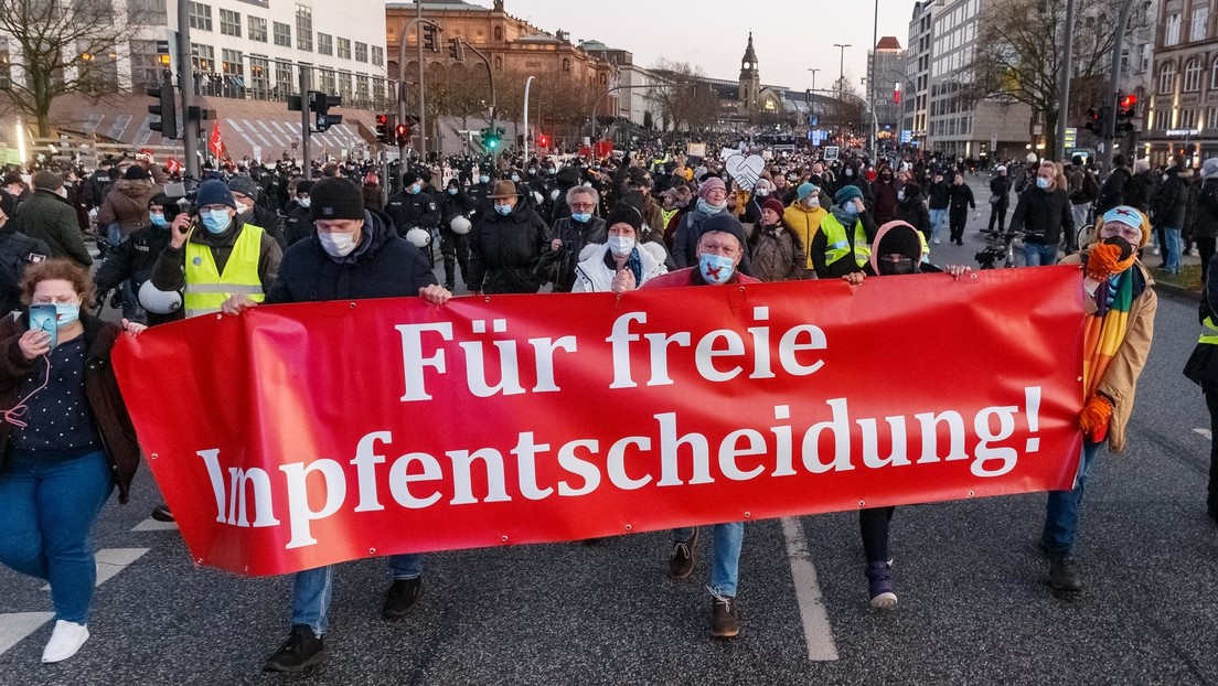 Tausende Teilnehmer auf Corona-Demos in deutschen Städten
