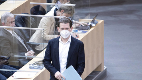 Sebastian Kurz legt alle Ämter nieder und will sich aus der Politik zurückziehen