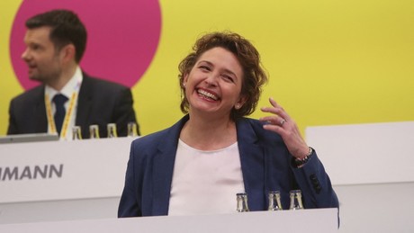 Vizepräsidentin des EU-Parlaments fordert "gänzlichen Boykott" Olympischer Spiele in Peking