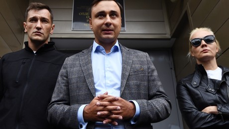 Nawalnys Team zahlt bis zu fünf Millionen Rubel für Informationen über Vergifter des Oppositionellen