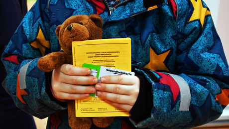 "Für alle Kinder" ab 5 Jahren? BMG verbreitet Fehlinformation über STIKO-Empfehlung zur Impfung