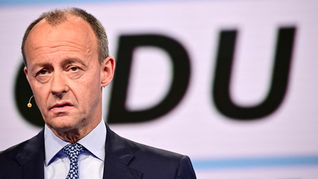 CDU-Chef Merz bedauert Deutschlands "Nein" zu NATO-Lieferung tödlicher Waffen an die Ukraine