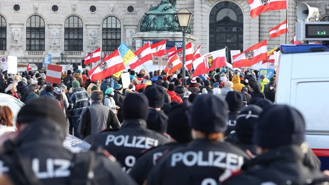 LIVE: Wien – Erneuter Protest gegen Corona-Maßnahmen und Impfpflicht