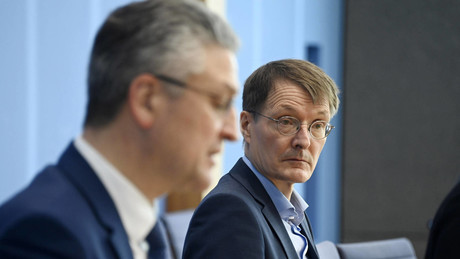 Lauterbach fordert "weitere Maßnahmen" zum Brechen der Omikron-Welle