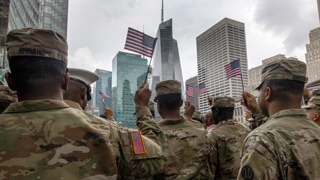 Ex-Pentagon-Mitarbeiterin: USA sollten sich auf Krieg mit Russland vorbereiten
