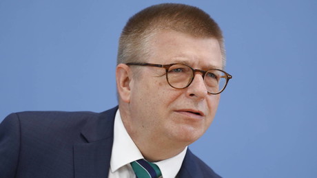 #IchbinStaatsfeind: Verfassungsschutzpräsident sorgt für Aufregung im Netz