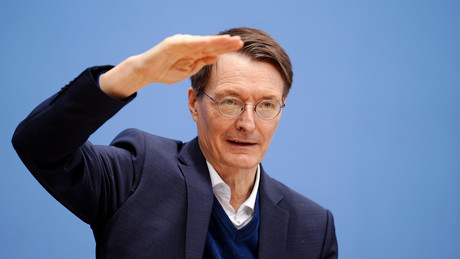 Lauterbach: Impfpflicht "im April oder um den April herum, vielleicht im Mai"