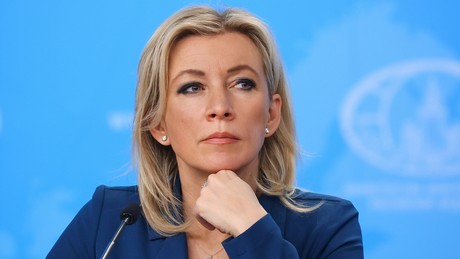 Sacharowa: Mit Gerüchten über russische Ukraine-Invasion lenkt der Westen von eigener Zündelei ab